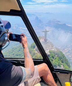 Voo de Helicóptero no Cristo Redentor