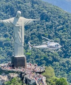 Voo de Helicóptero no Cristo Redentor